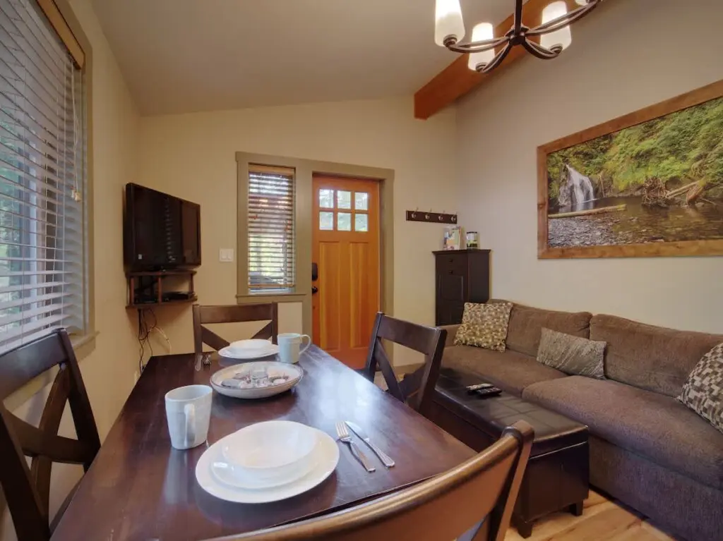 b705b1ff 8dad 40 mVOKr