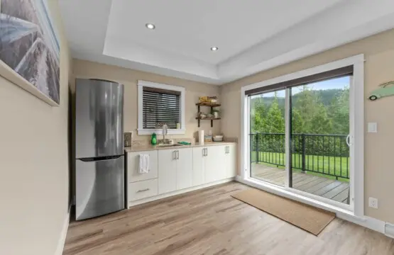 b8ae9dae c1ce 42 v8pdC