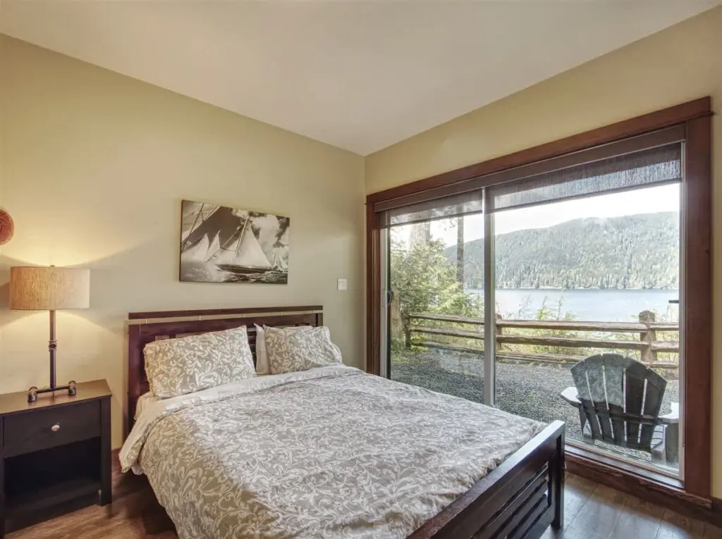 c202bcd7 643f 48 VBy6l