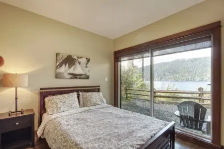 c202bcd7 643f 48 VBy6l