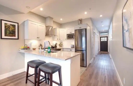 c3664e63 0c03 49 Oa2sv