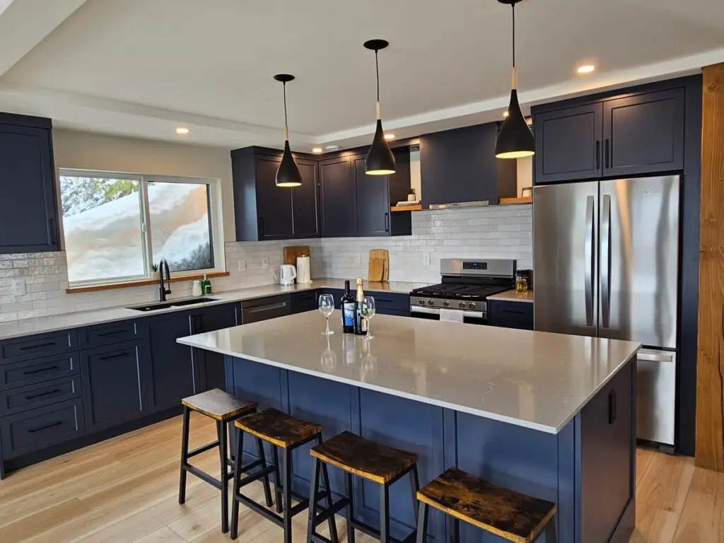 c9f95452 a97d 40 43alO