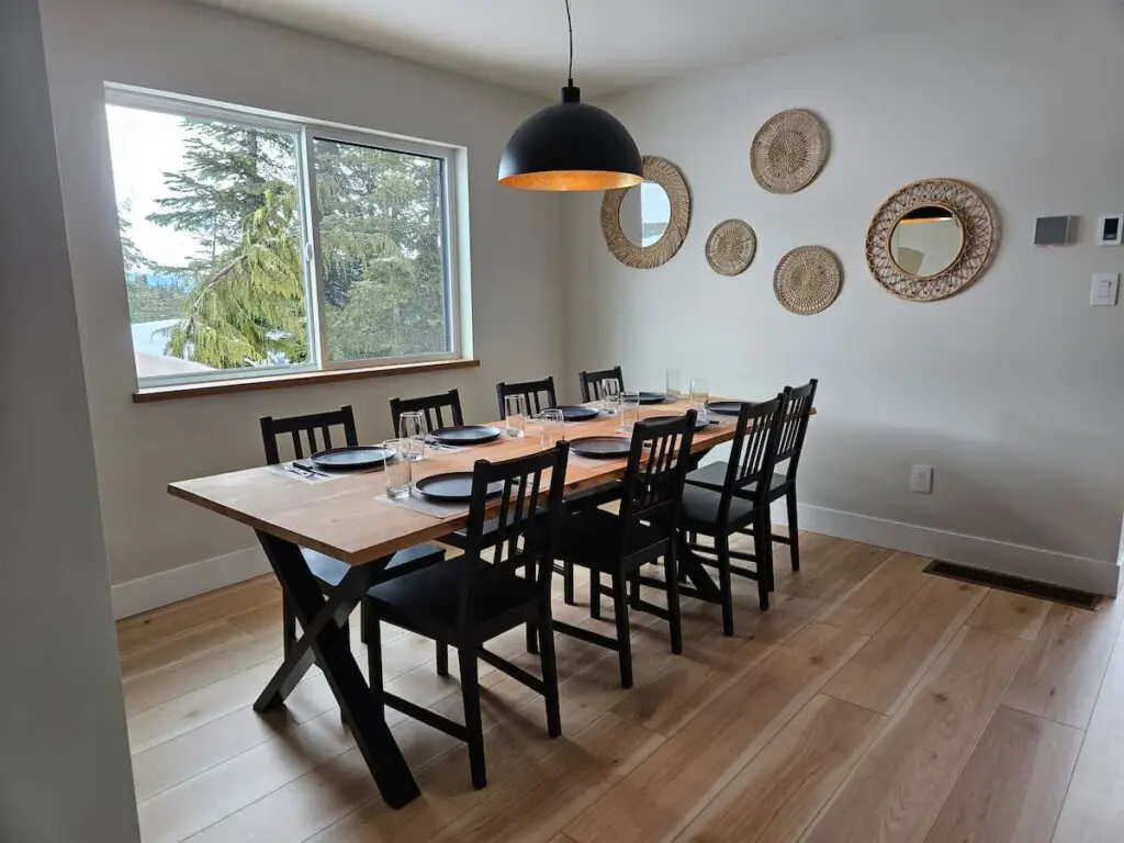 cb9d7102 e71d 4c 3WYBu