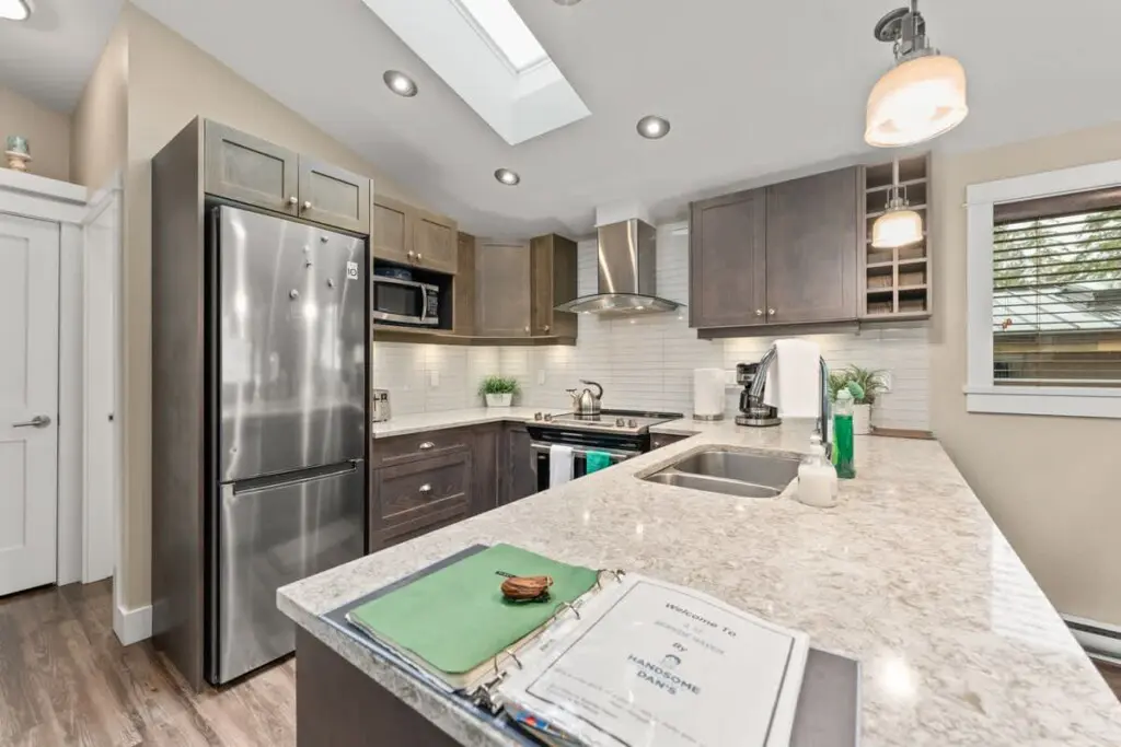 ce069f8e 3dd0 47 wYNqP