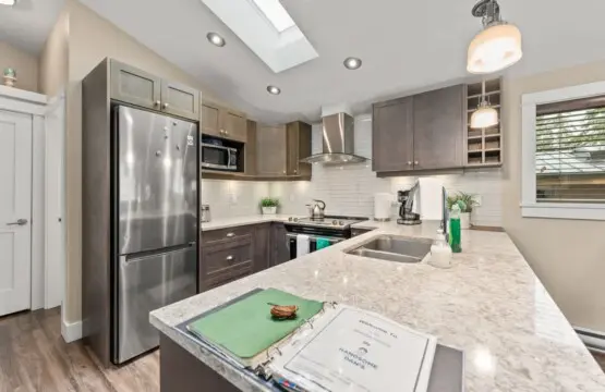 ce069f8e 3dd0 47 wYNqP