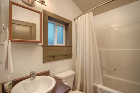 d0e138db 2baa 4c hAW9V