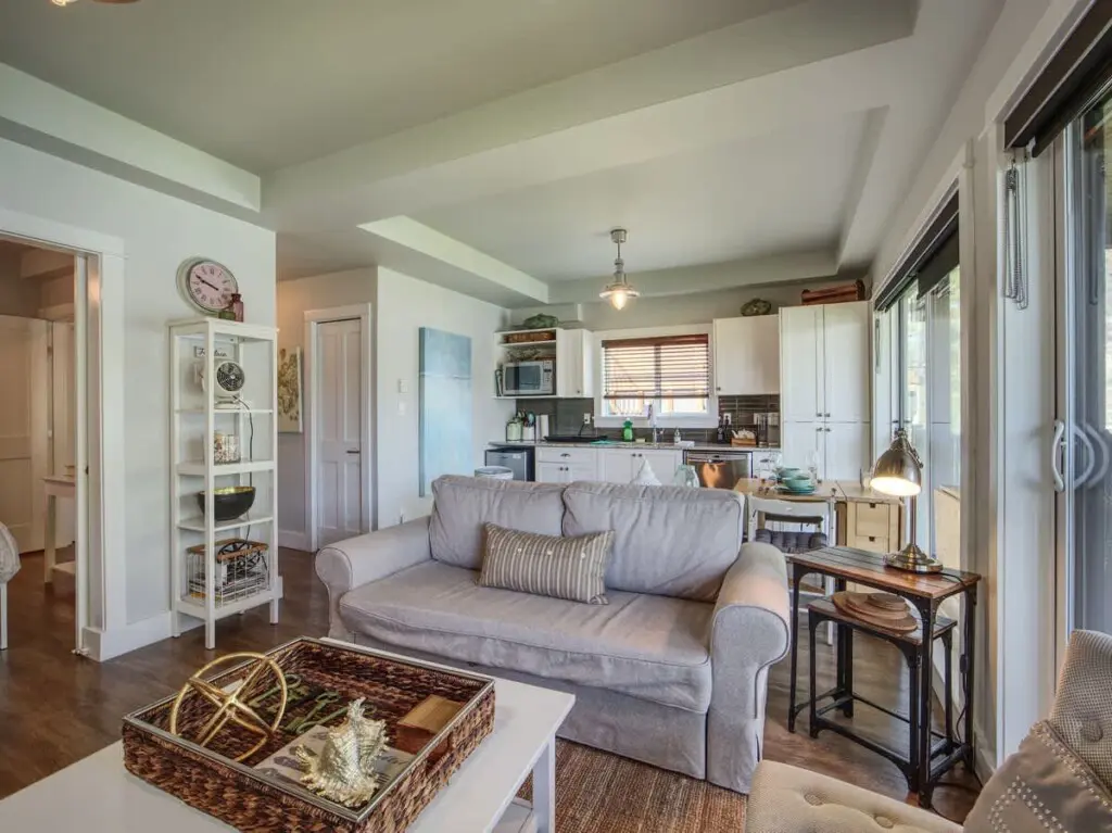 d89f0c6e 8059 40 wEmaE