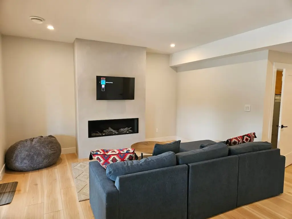 dd19203a 0511 4e jFHtu