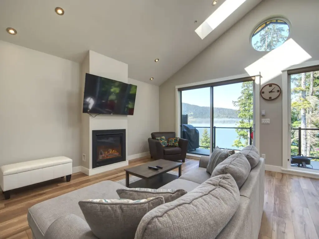 de319c47 a9da 44 KOeOT