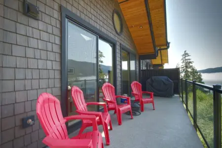 e2704dbf 2f70 4b qzudS