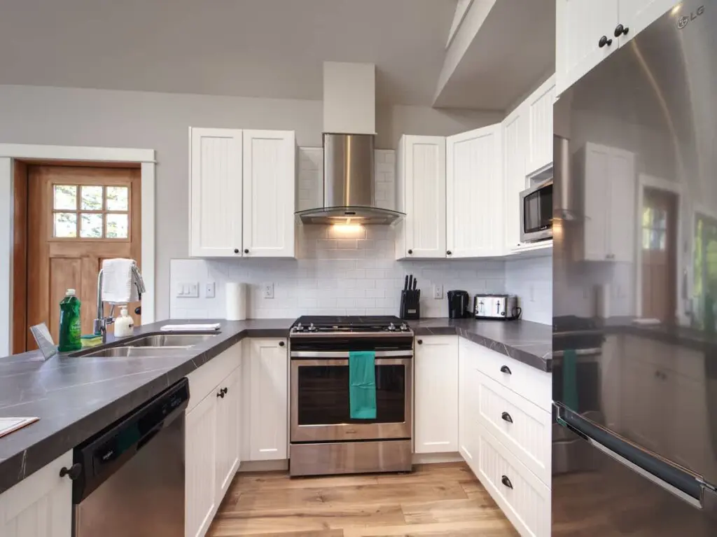 e3a2541f 6bfa 4f QKm5s