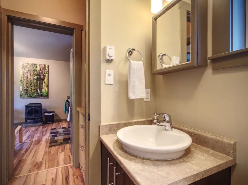 e6500bbe 0216 43 GvVX4