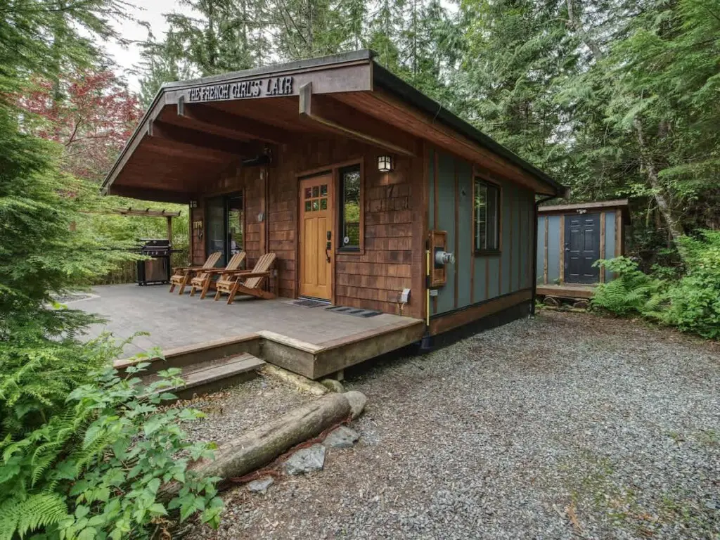 e85cc9fe c749 4c R5I f