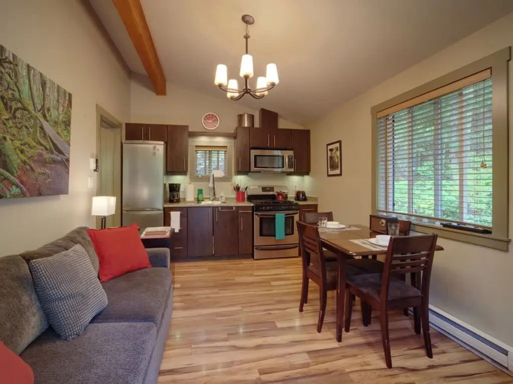 e936f654 65a1 40 T81G