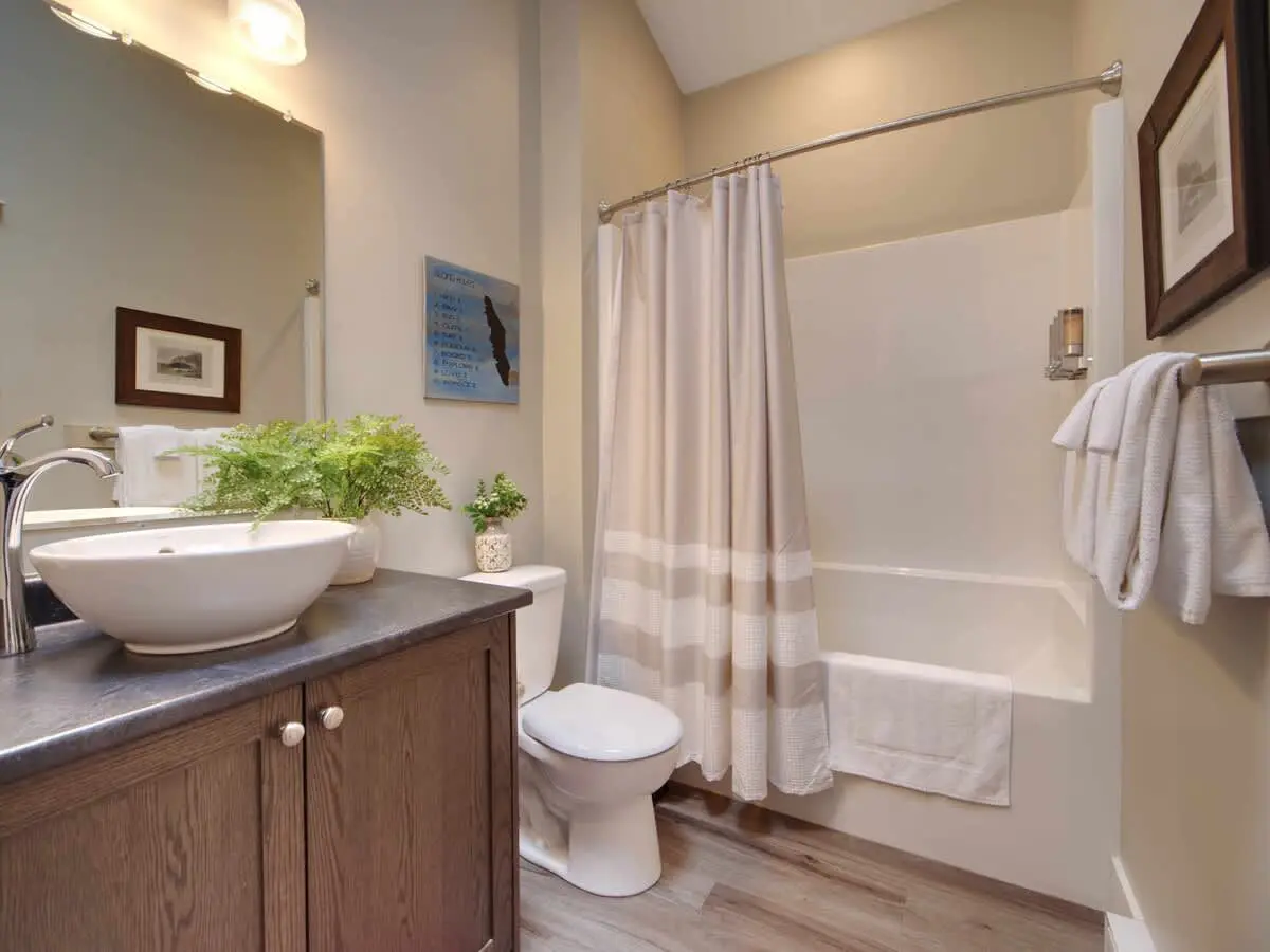 ecd3c228 e868 4b 1cXc0