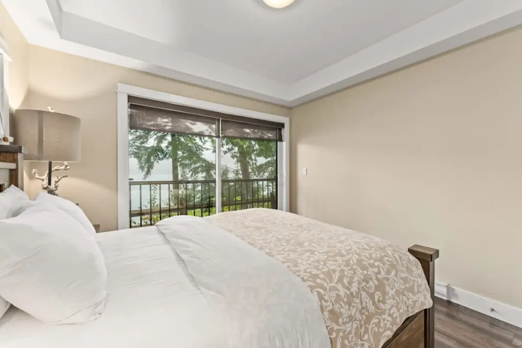 f0277d73 3965 4a jJhRR