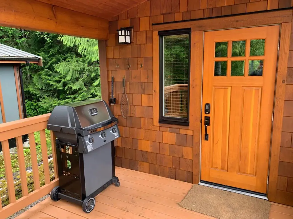 f23037c1 677c 46 p7oV