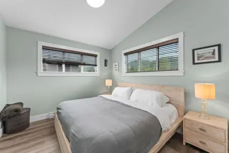 f6d68e98 3c8a 4a 8LKqx