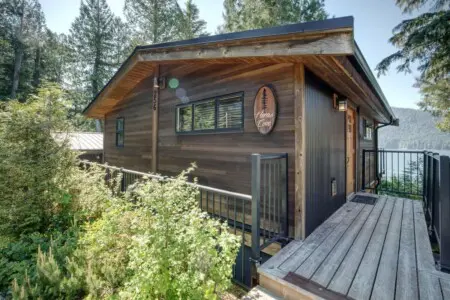 f952dfa8 9392 4a 2 fbY