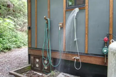 fbab8acf a4de 41 ipzkI