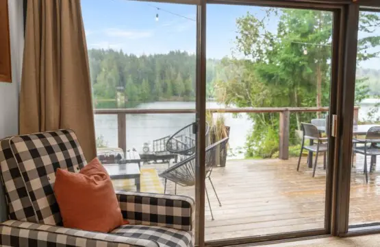 fbb18318 e317 4f OViPz