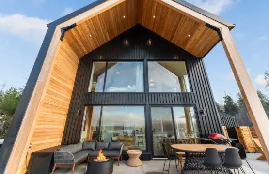 fdabab33 de1c 48 oZGm4