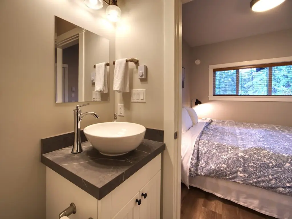 ff30b8c9 c374 49 Mf pV