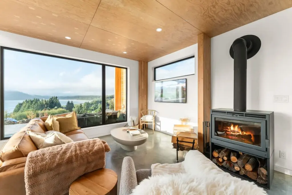 0efad224 966f 4e KvqIA