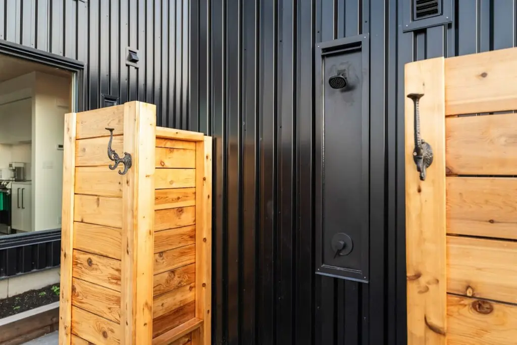 338c18af b656 47 f6dBh