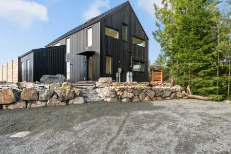 58507d4a 4879 42 D2bNA