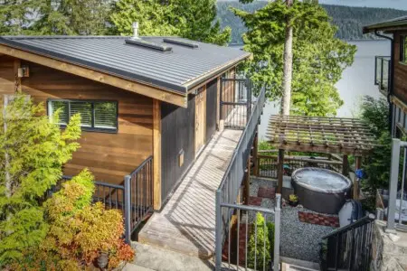 5ddedba7 9de1 48 vYbJE