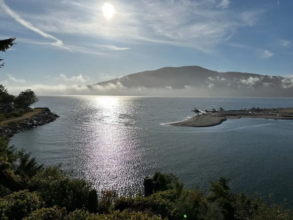 7ddcf425 1a18 4f CG4oK