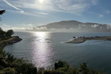 7ddcf425 1a18 4f CG4oK