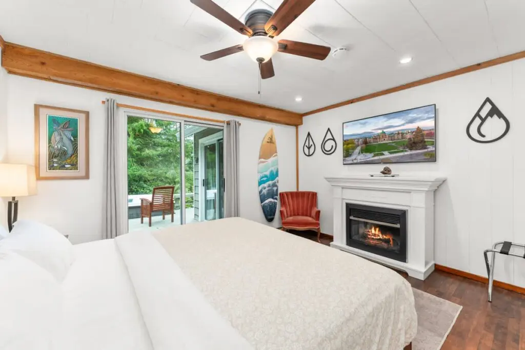 85eb477e 80de 4e uYZqm