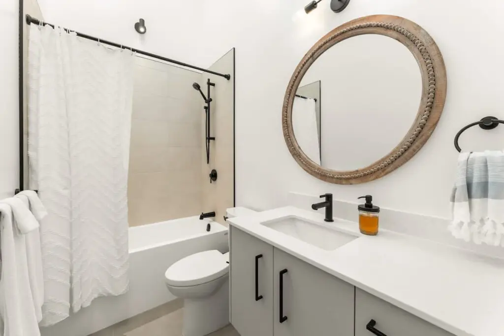 b7696019 cbb3 42 vC9FF