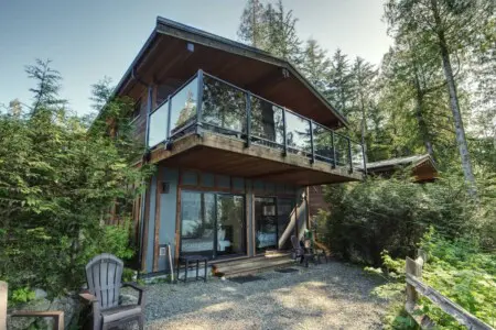 bfd9a72e 4b09 43 XhSnO