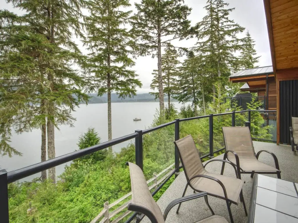 2c093638 87e3 44 fplzS