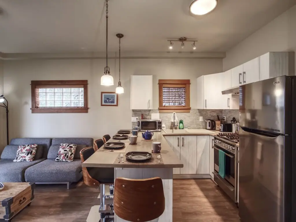 780ca90d e5d7 4c 1nTNV