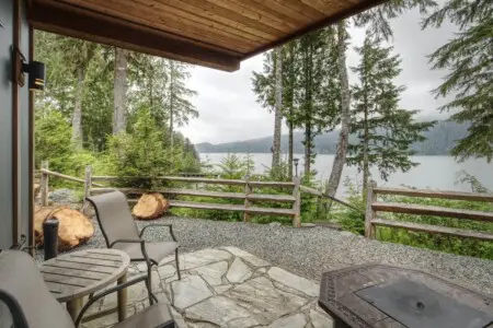 9f06d3cb 7770 4d YfQB4