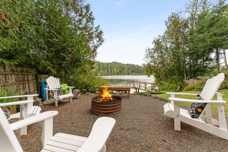23 Kemp Lake 7803 Manatu Rd 37
