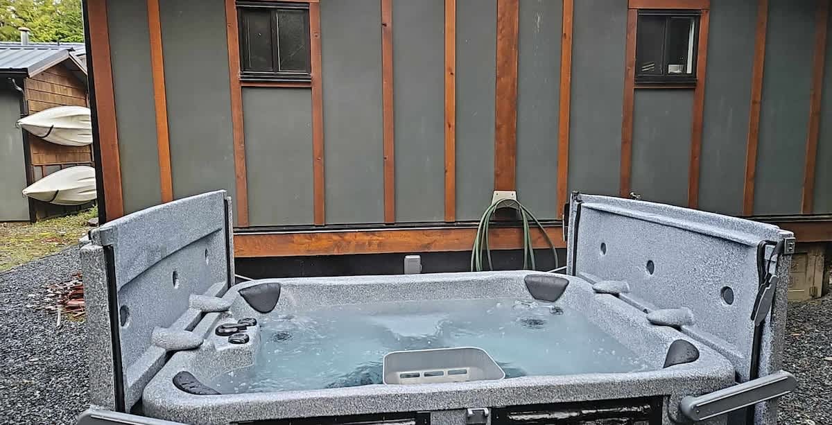 5a1f76e3 7538 42 hclDQ