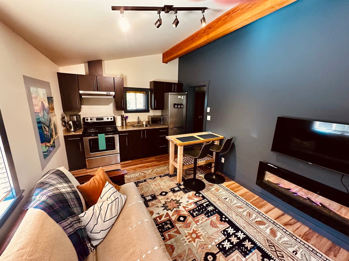 8a275379 6b1f 47 Rgaz6