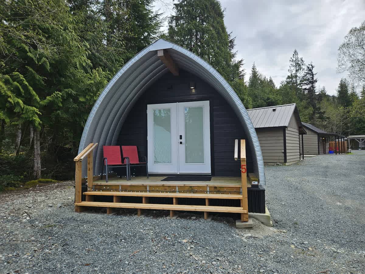 247a4288 0a66 4b FpFg0