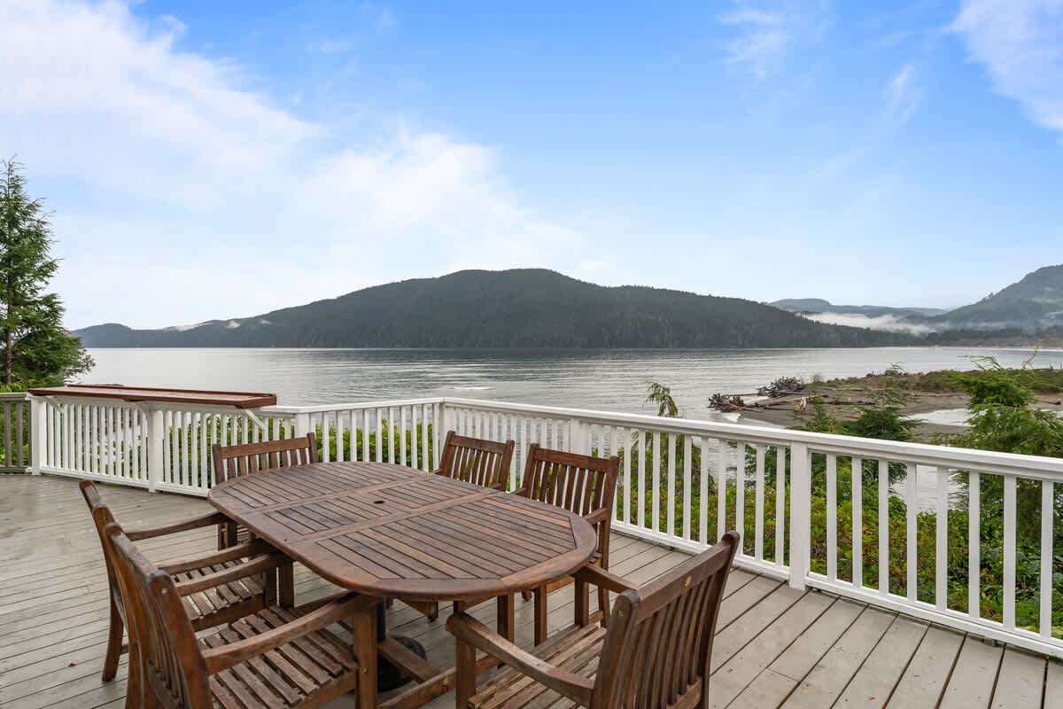 8e0908bd 56b5 4e hsCfZ